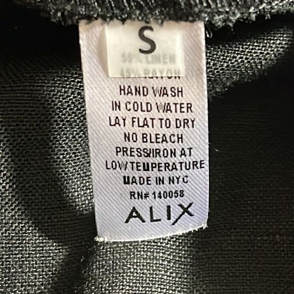 ALIX NYC Romper Womens Sz Small Revolve Cavalier in Black linen blend Vacay New - Picture 12 of 13